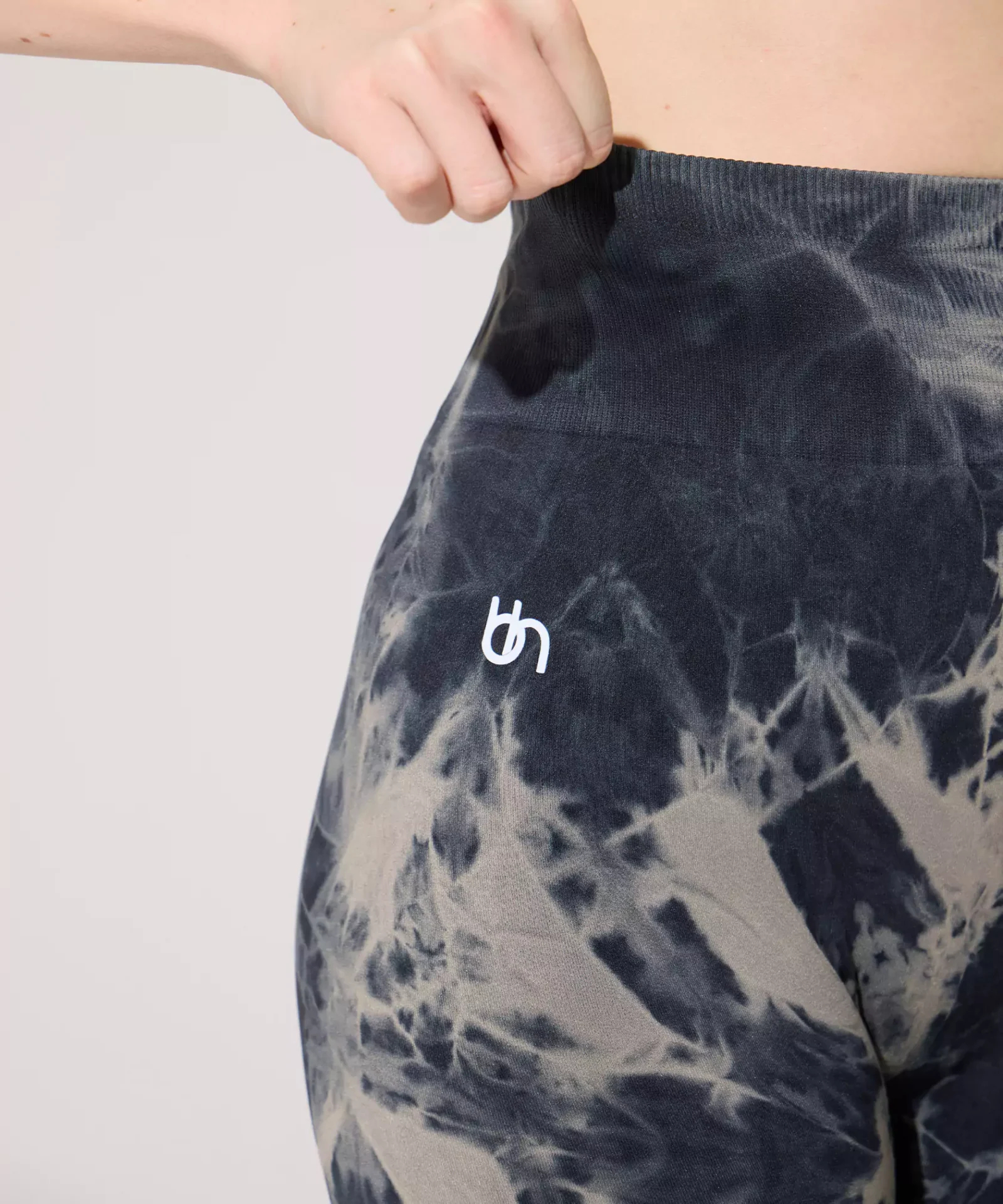 Basic Batik Desen Push Up Tayt - Siyah - Görsel 2